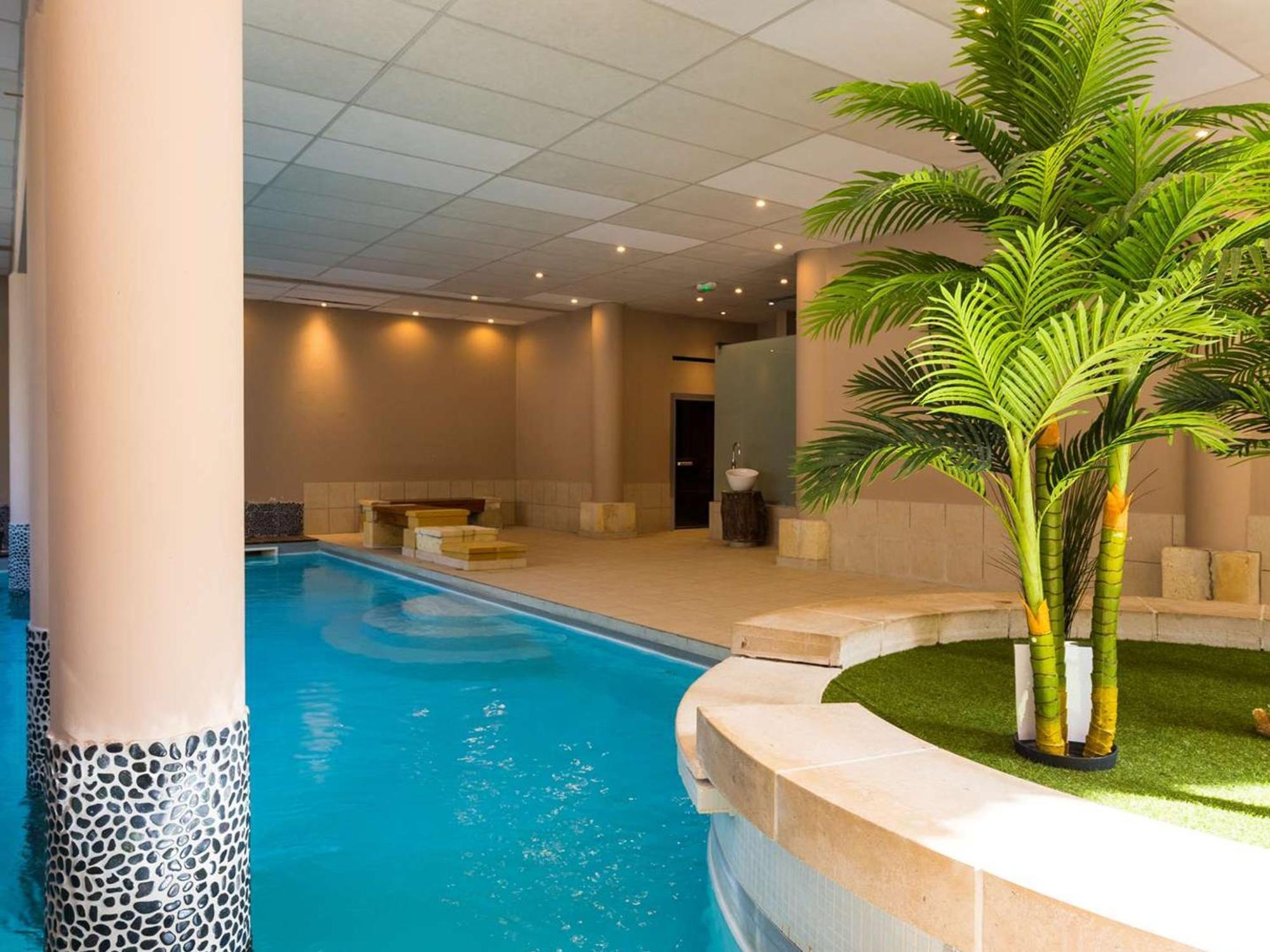 Appartement Duplex Centre Saint-Lary Avec Piscine, Sauna Et Parking - Fr-1-296-395 Exterior foto